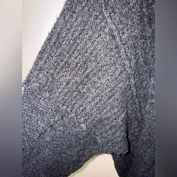 Free‎ People Black Cropped Knit Sweater size Large - Picture 6 of 7